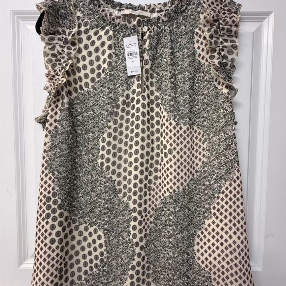 LOFT Women's Ruffled Patterned Blouse - Black and Cream